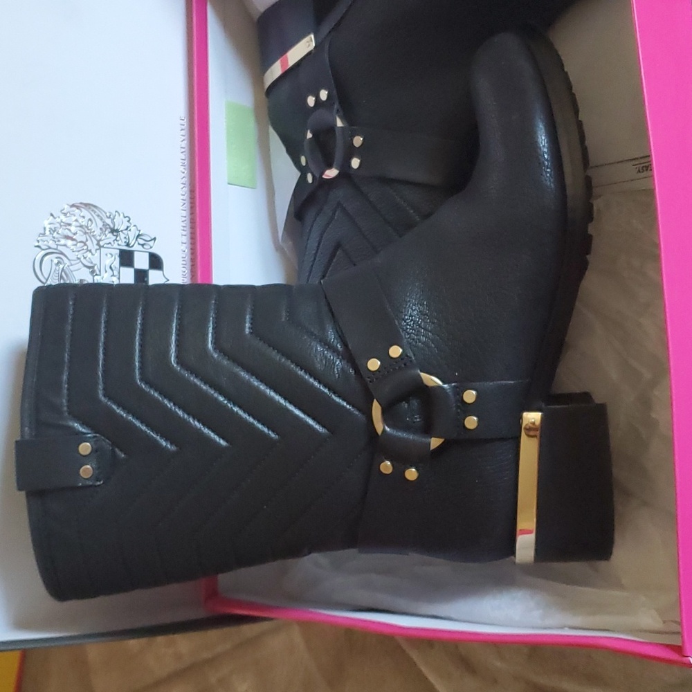 Women's Vince Camuto Moto boots